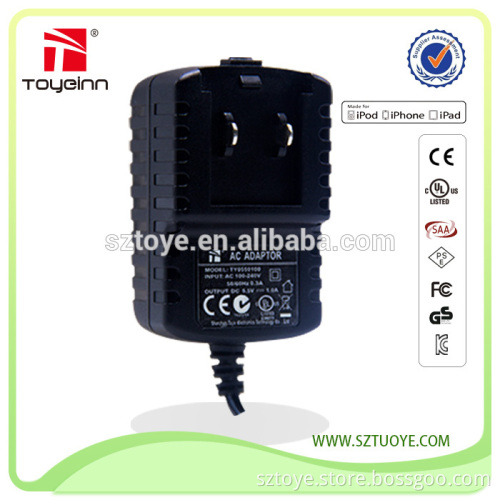 World Charger 5W Mini Travel Charger with International Adapters DC 5.5*2.1